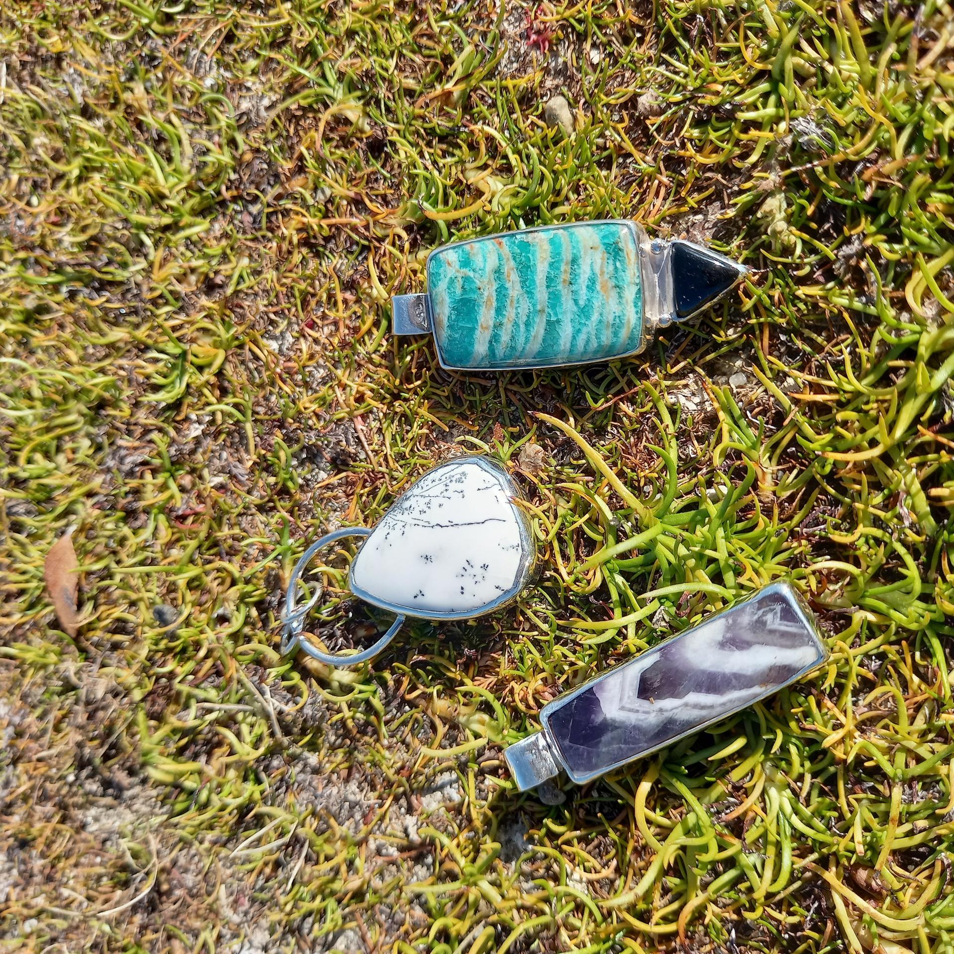 Colgantes con Piedras Naturales 