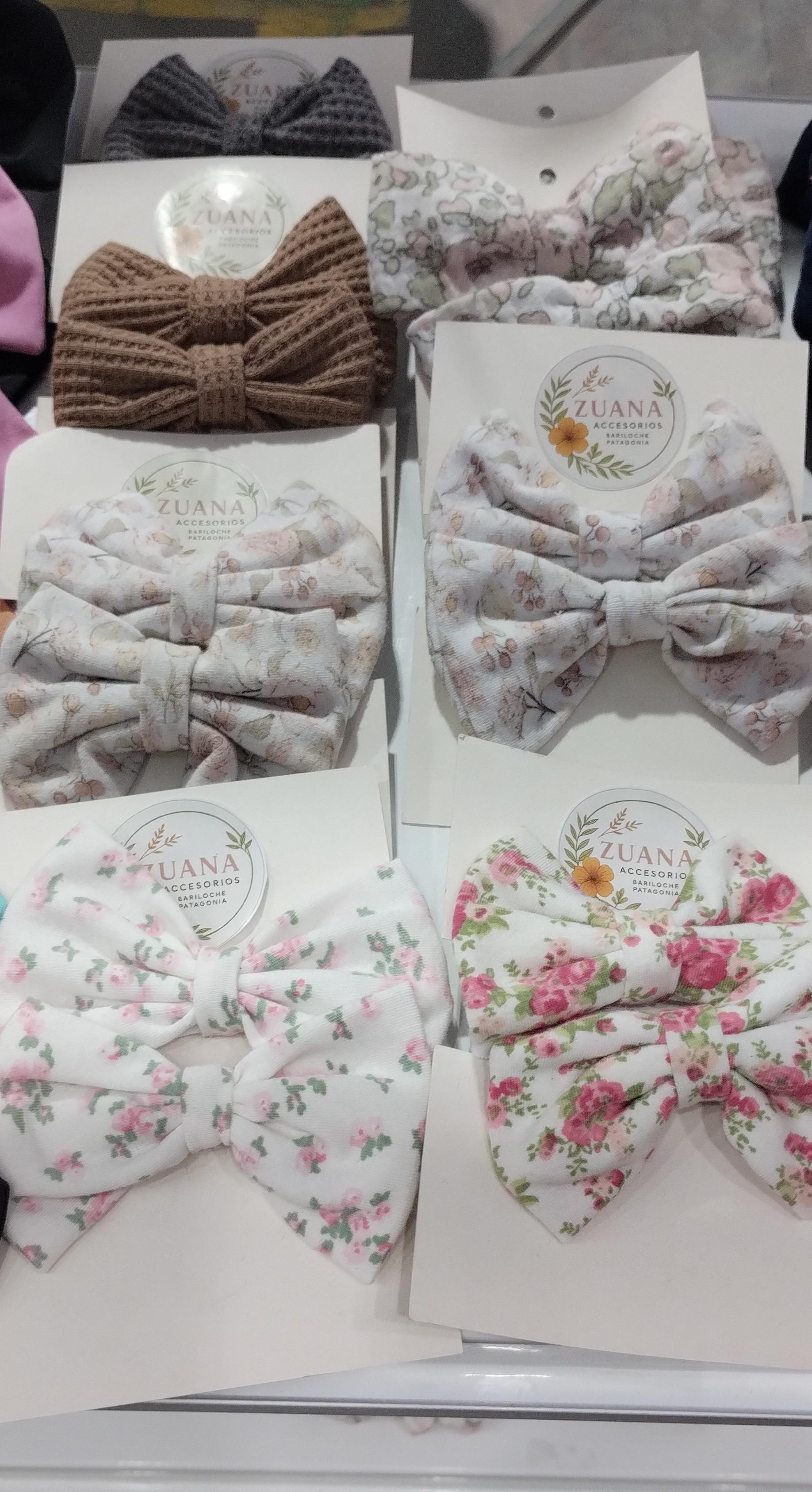 Colitas moos nenas